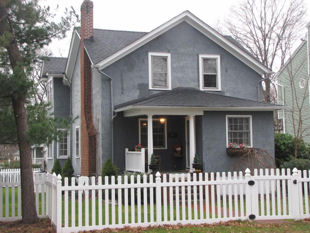 41 HINCHMAN AVE