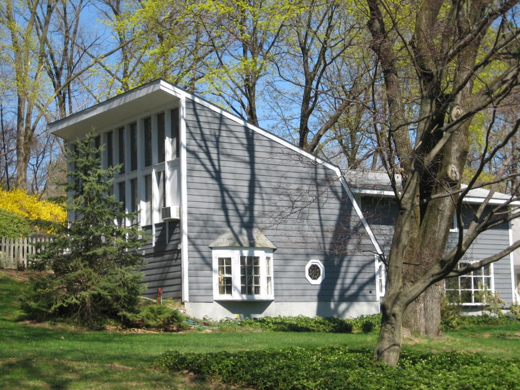 STONE WALKWAY, PICKET FENCE, PATIO, &amp;BEAUTIFUL PLANTINGS WILL CAPTURE YOUR HEART FROM THE BEGINNING.  tHEN THERE IS THE HOT TUB, KOI POND &amp; WATERFALL.  CAN IT GET ANY BETTER THAN THIS?  THIS 3 BDRM HOME IS THE PERFECT COUNTRY RETREAT.  THE LARGE GAME ROOM OVER THE GARAGE WITH ITS SEPARATE ENTRANCE WILL BE THE CENTER OF ALL FUN ACTIVITIES.  A UNIQUE FIND!!  ALSO FOR RENT @ $2400/MO. MLS # 