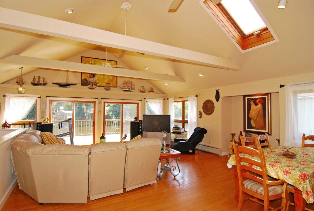 7 BRIGHTS POINT RD