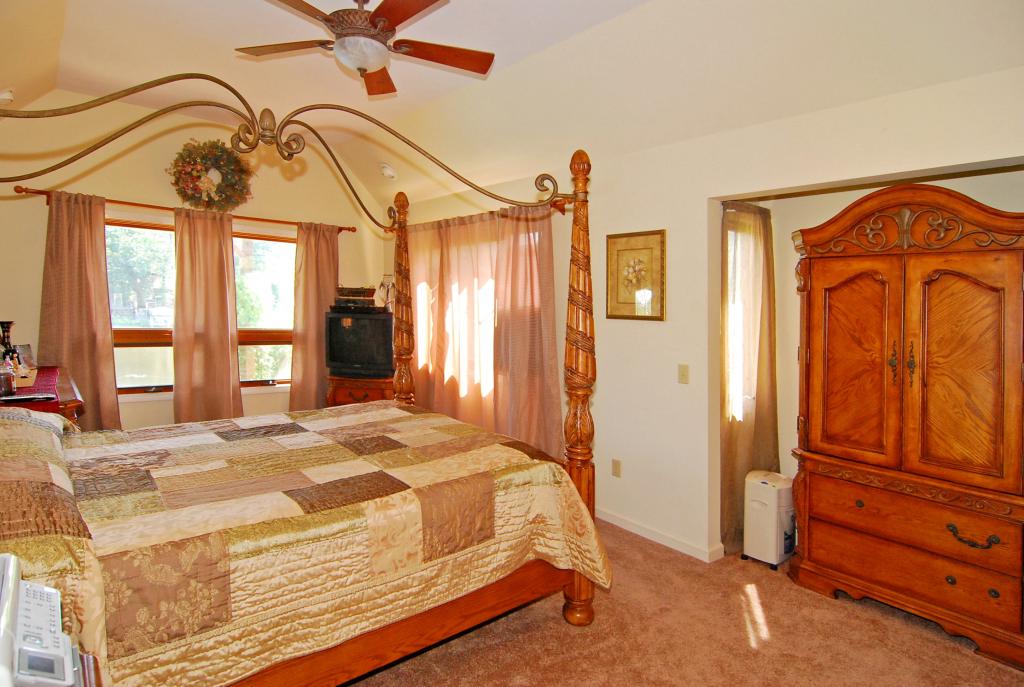 7 BRIGHTS POINT RD