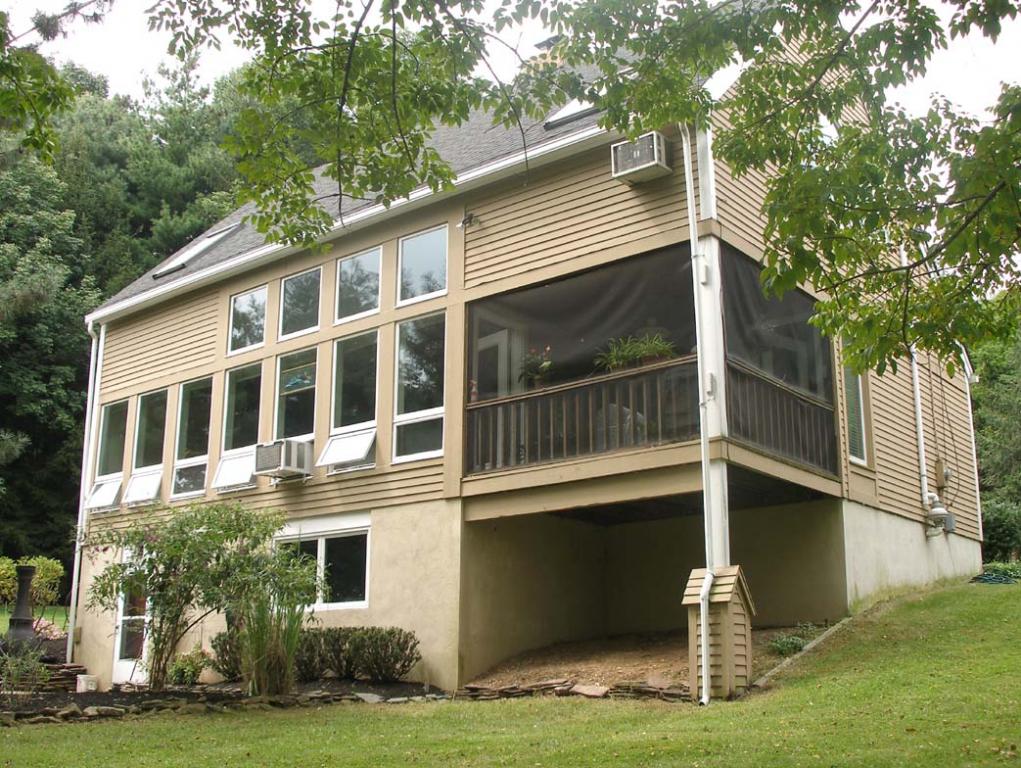 136 FAIRVIEW RD