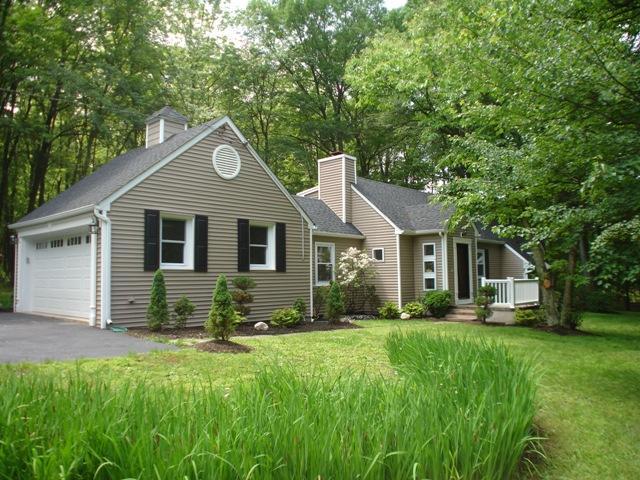 80 BAYBERRY LN
