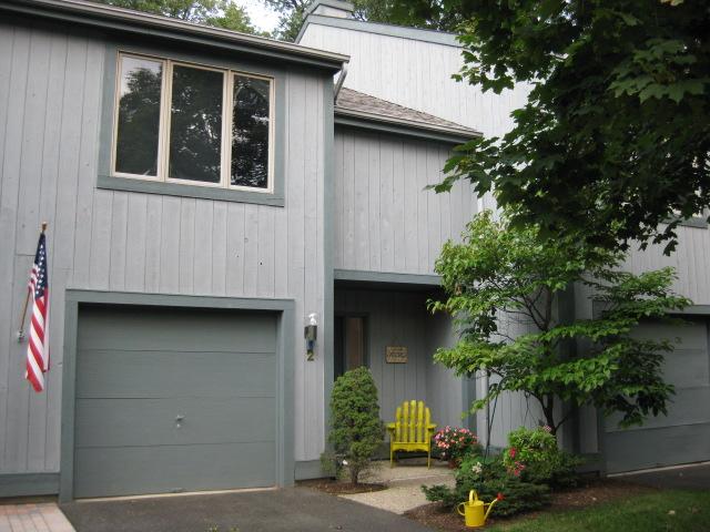 2 DARYL CT