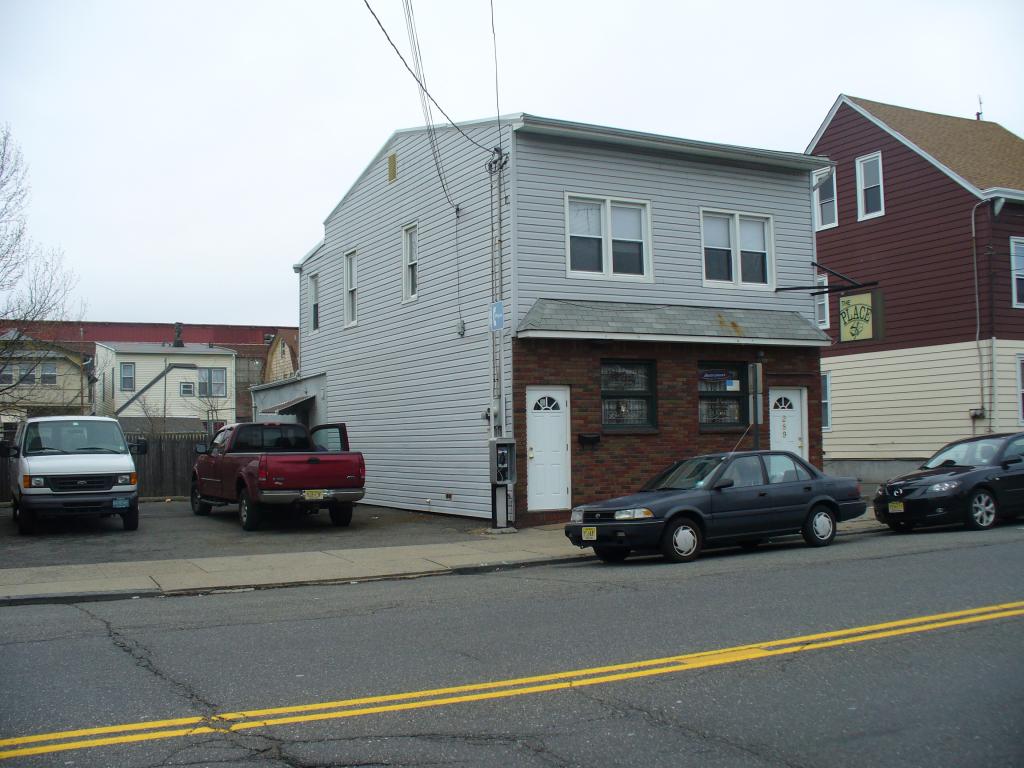 MLS #/Web ID: 2680234