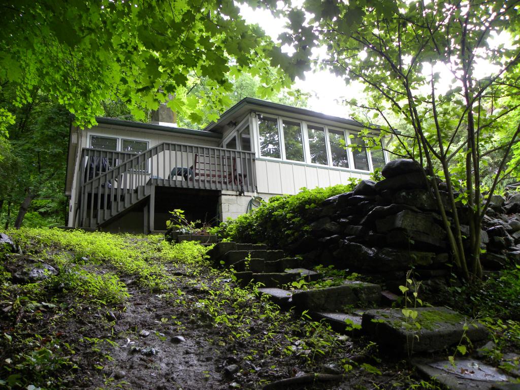 MLS #/Web ID: 2693034