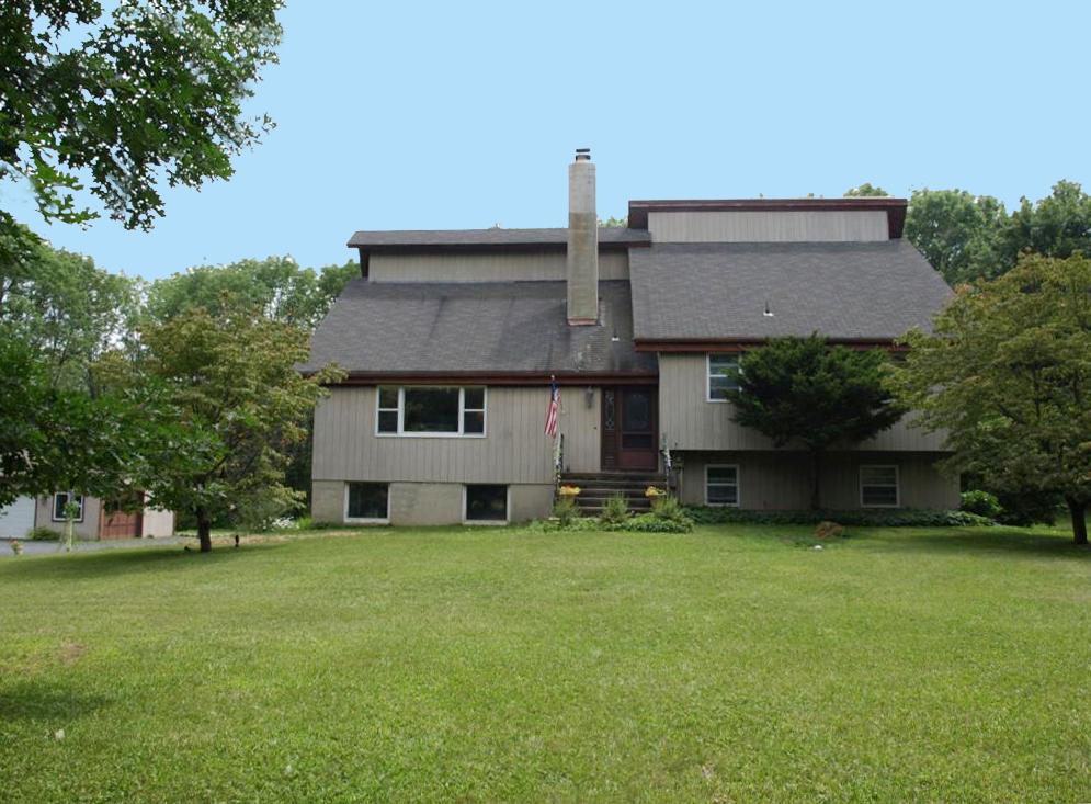 Single Family Home for Sale, ListingId:13868607, location: 133 East Fairmount Rd. Tewksbury Township 07830