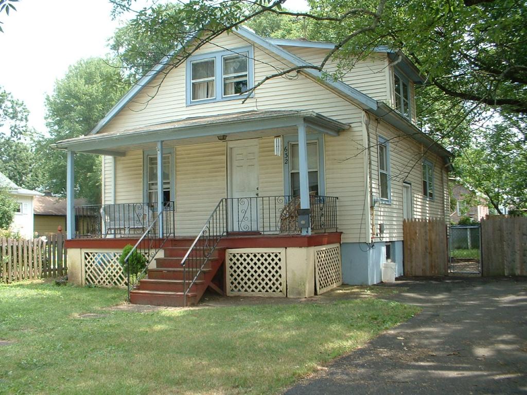 MLS #/Web ID: 2701834