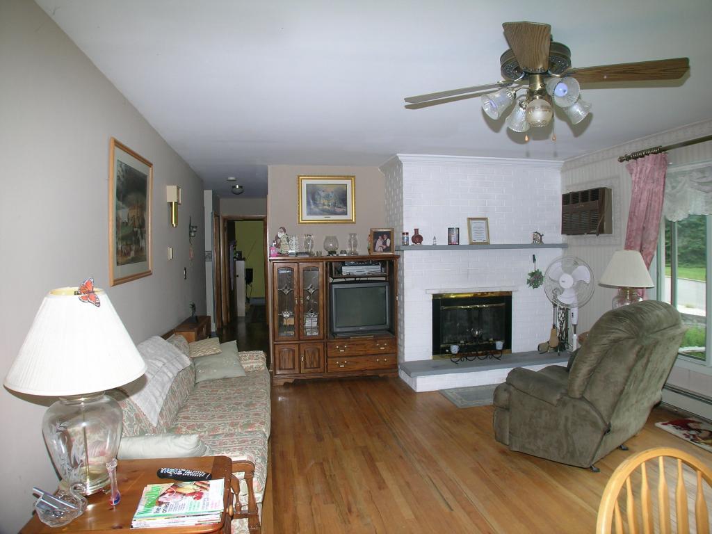 MLS #/Web ID: 2704034