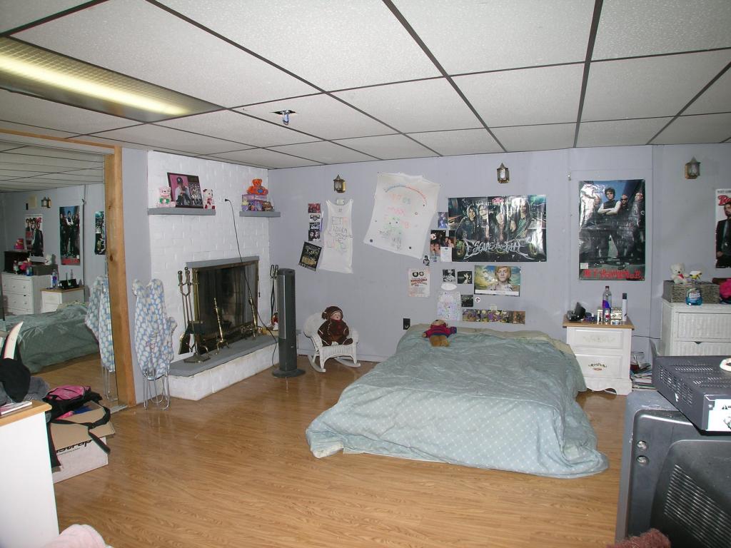 MLS #/Web ID: 2704034