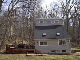 221 SUMMIT DR