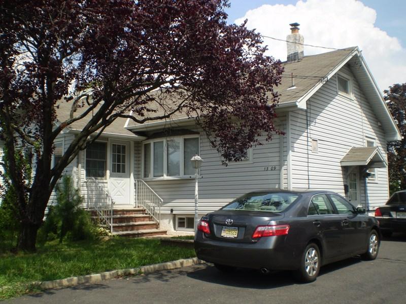 Real Estate for Sale, ListingId:14165473, location: 13-09 RIVER ROAD Fair Lawn 07410