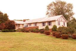 688 WOODGLEN RD