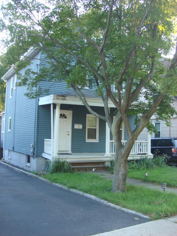 MLS #/Web ID: 2716834
