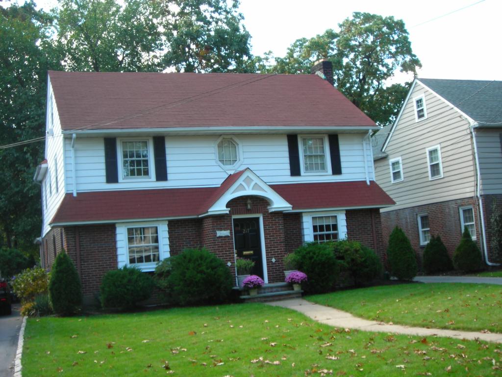 MLS #/Web ID: 2720934