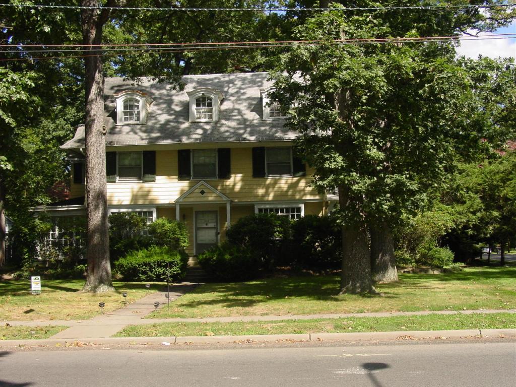 MLS #/Web ID: 2721834