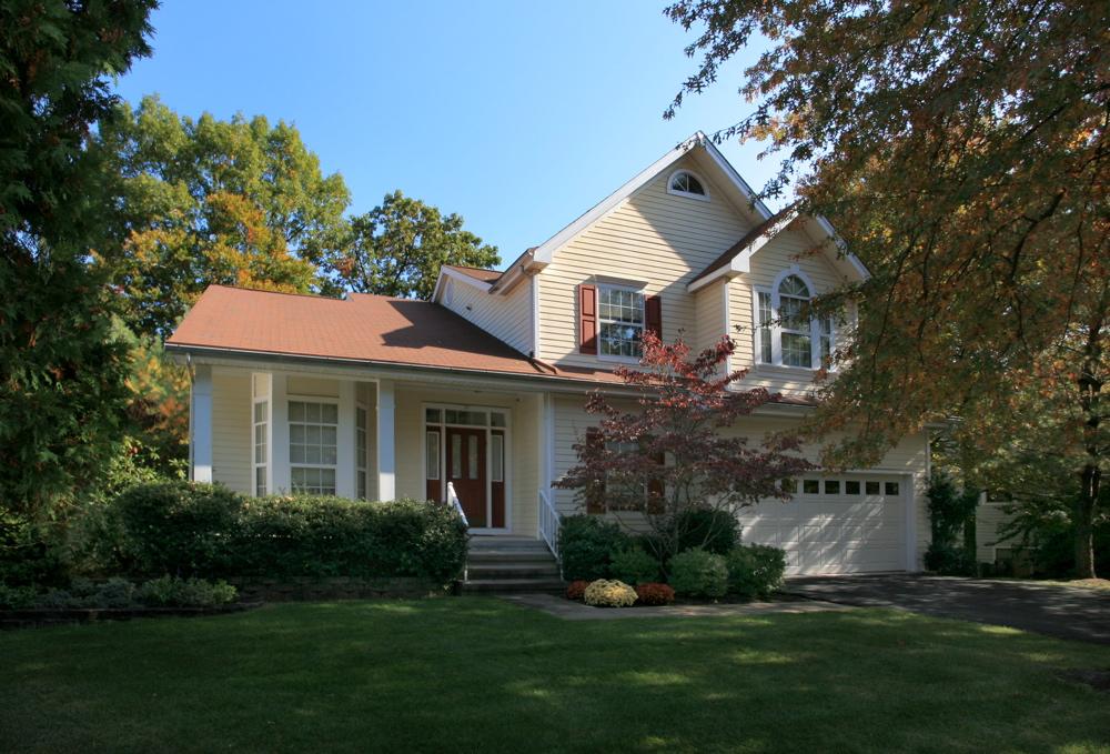 57 HUNTINGTON RD