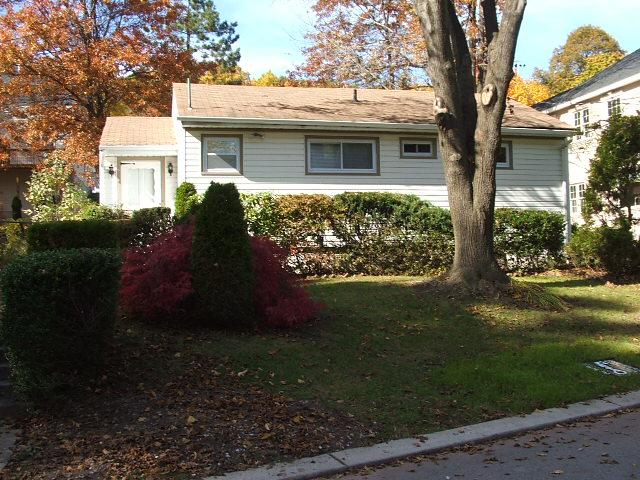 MLS #/Web ID: 2723434