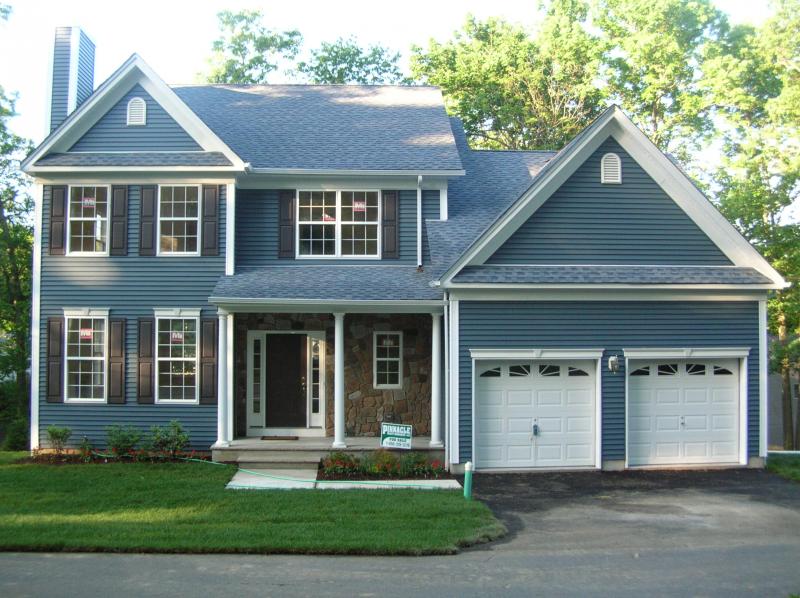 MLS #/Web ID: 2724734