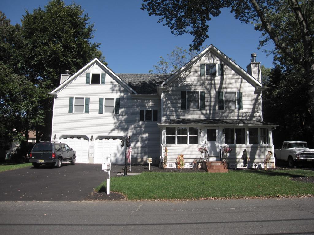 125 S. Stratton St.