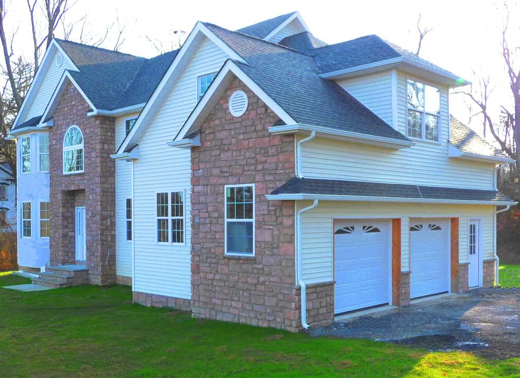 MLS #/Web ID: 2730034