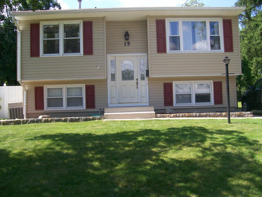 MLS #/Web ID: 2692935