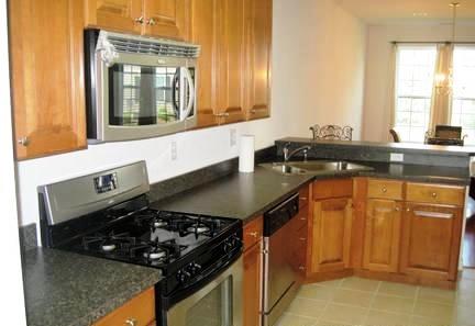 MLS #/Web ID: 2710435