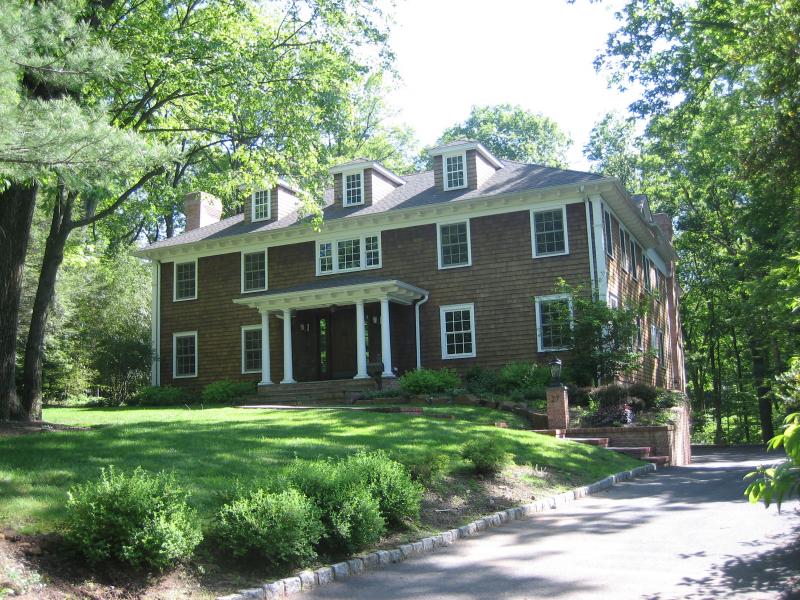 27 LITTLE WOLF RD