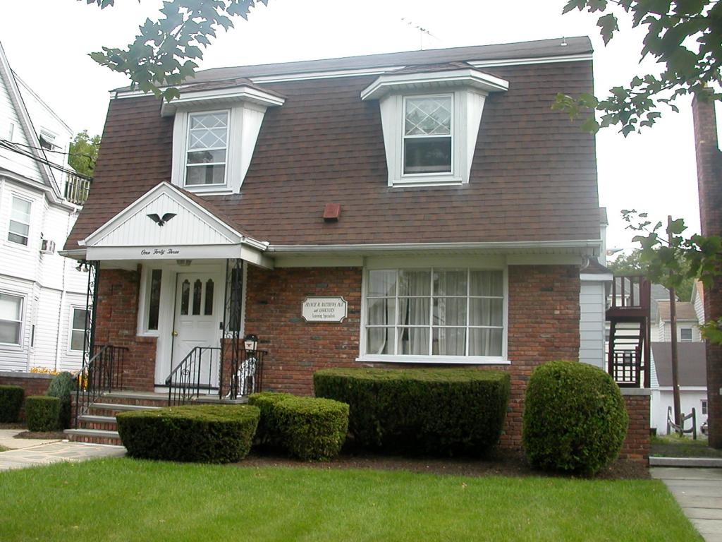 143 ELMER ST