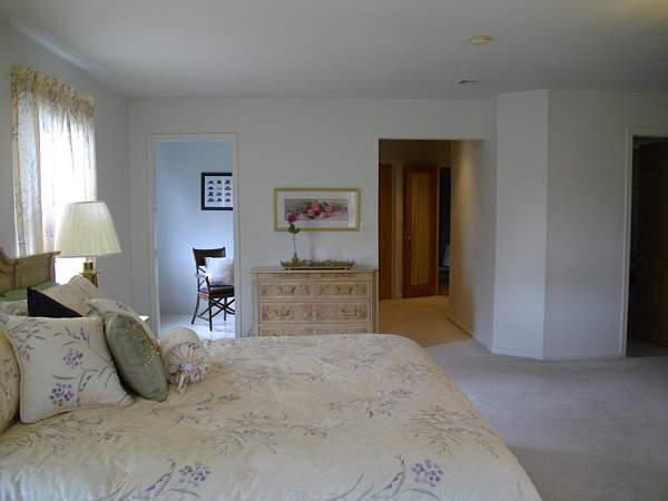 MLS #/Web ID: 2717635