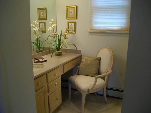 MLS #/Web ID: 2717635