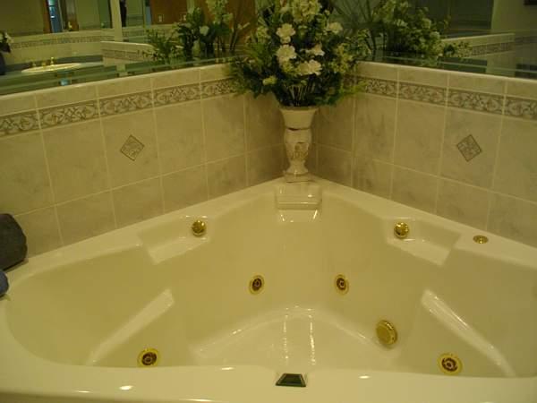 MLS #/Web ID: 2717635