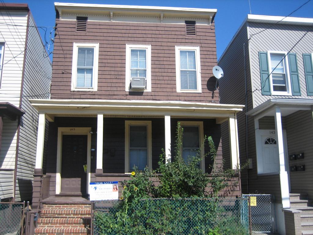 MLS #/Web ID: 2722635