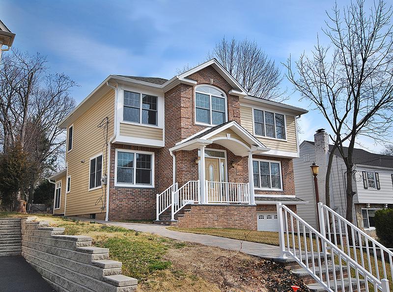 174 HIGHFIELD LN