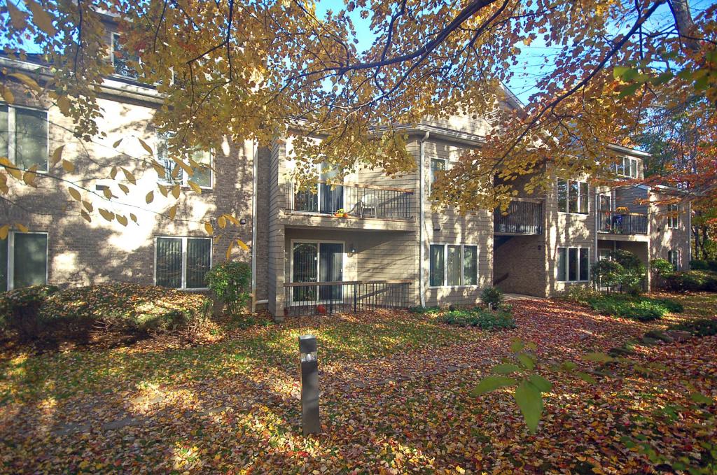MLS #/Web ID: 2729235