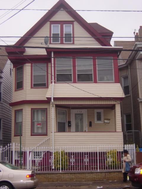MLS #/Web ID: 2470236