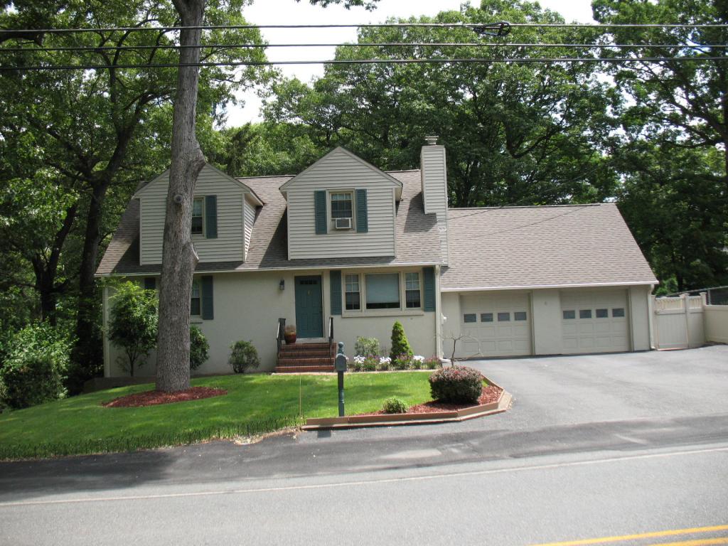 41 Maxim drive