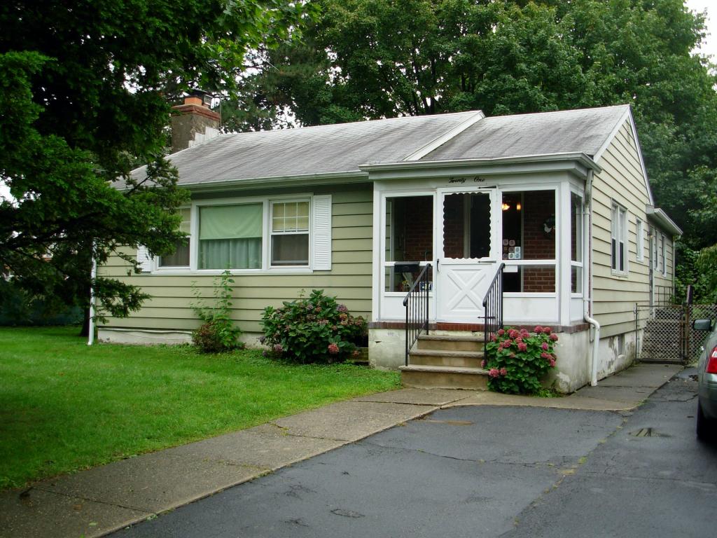 MLS #/Web ID: 2683436