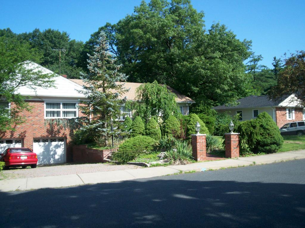 19 GLENVIEW RD
