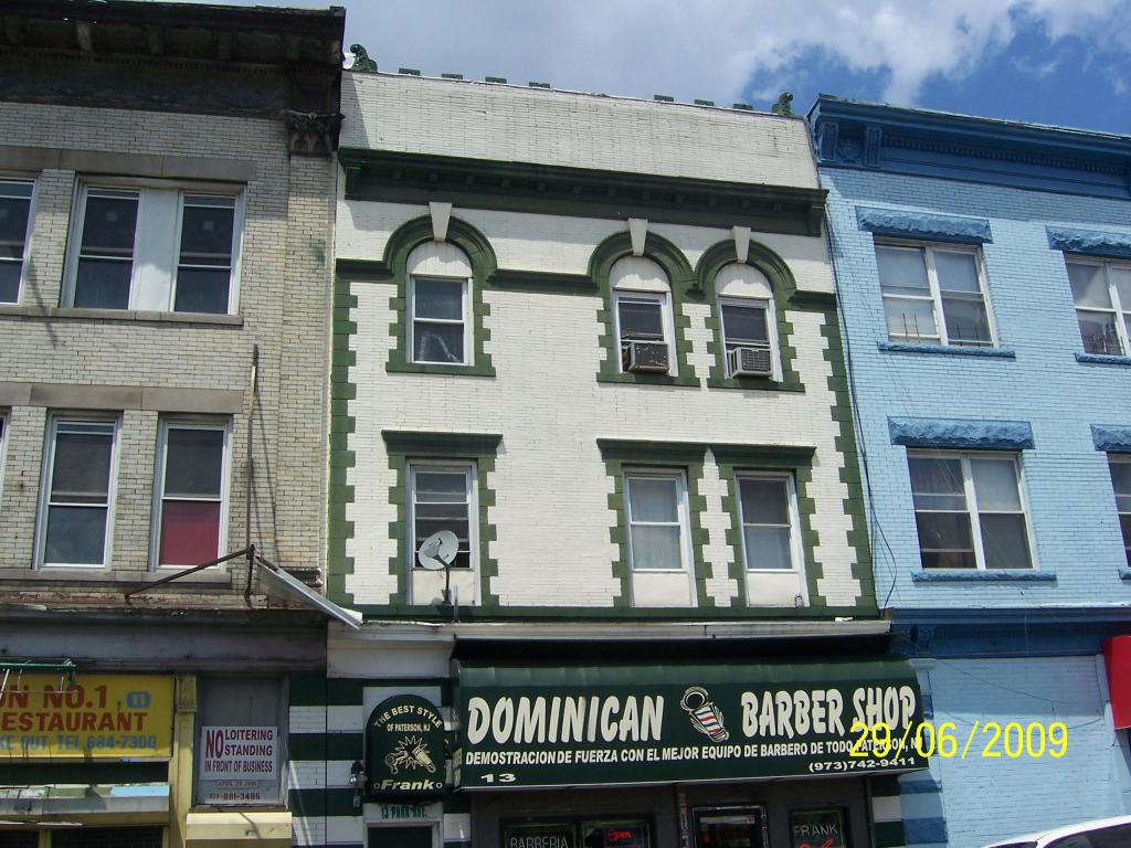 MLS #/Web ID: 2703136