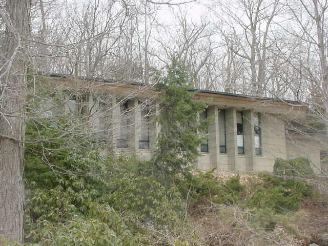 MLS #/Web ID: 2705936
