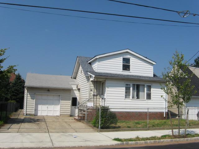 MLS #/Web ID: 2709936