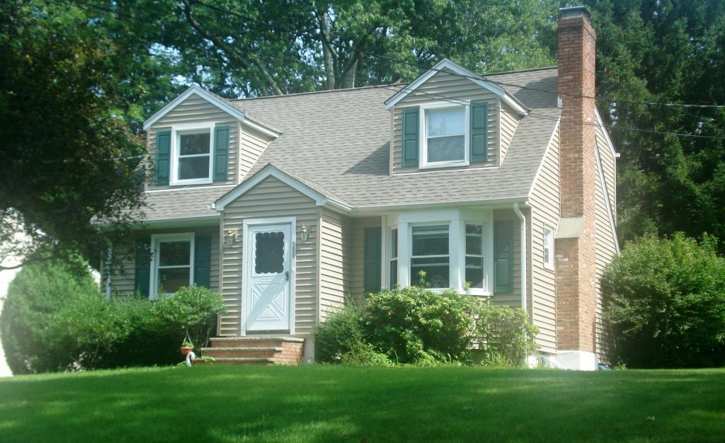360 SAINT CLOUD AVENUE