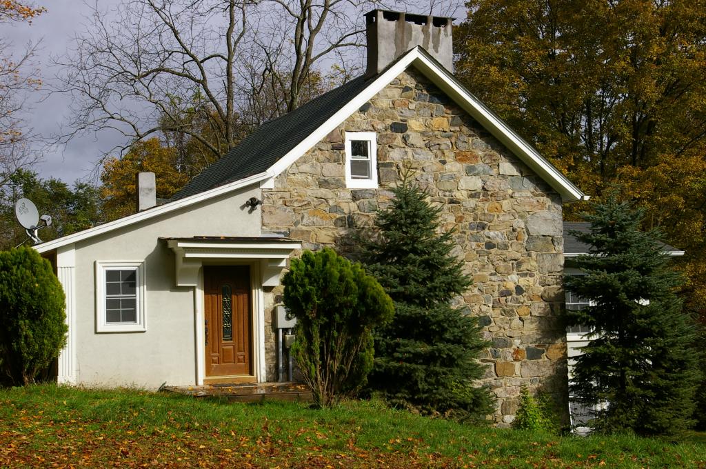 86 MARBLE HILL RD