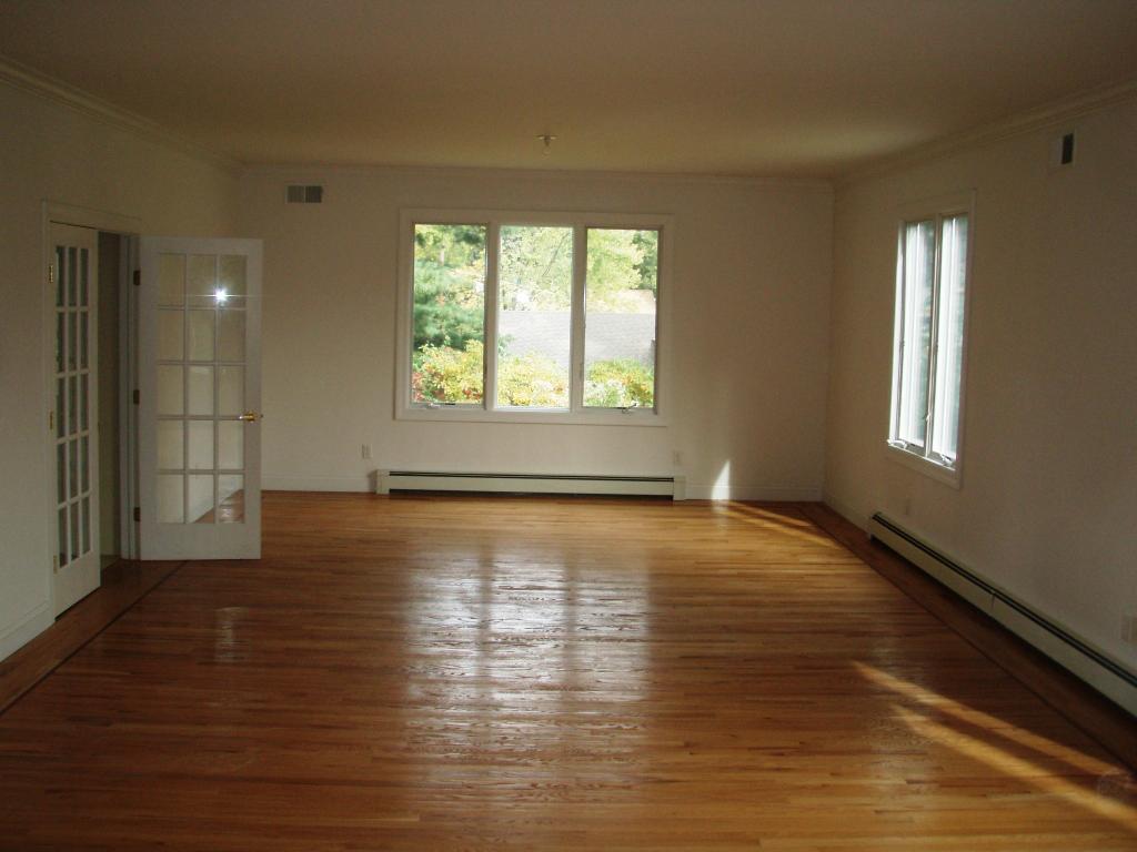 359 MARGUERITE ST