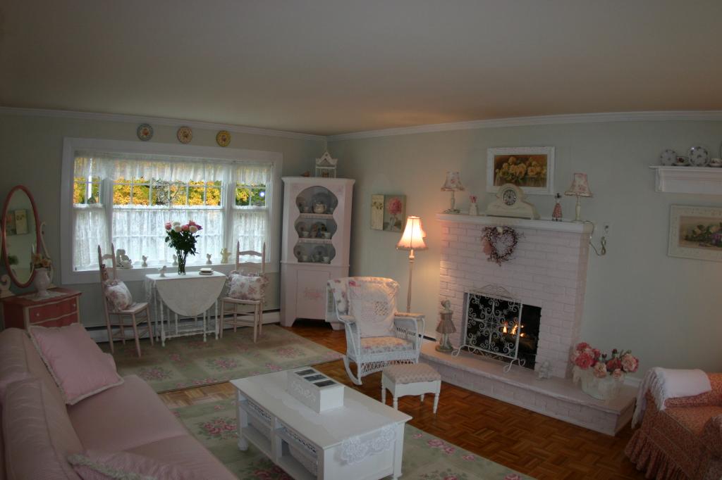 MLS #/Web ID: 2724236