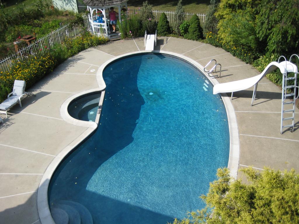 MLS #/Web ID: 2724536