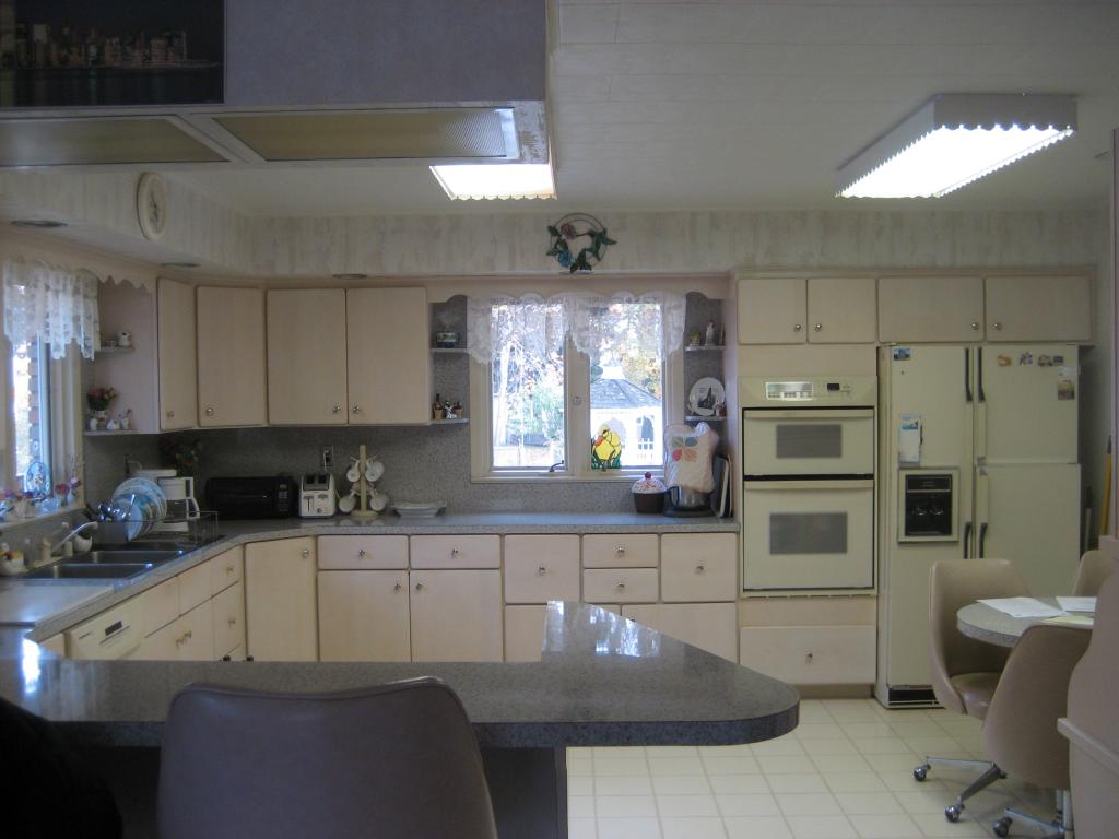 MLS #/Web ID: 2724536
