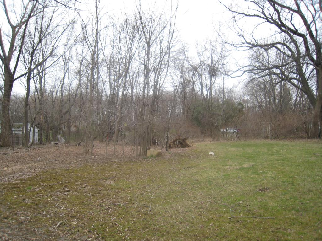 60 REYNOLDS AVE