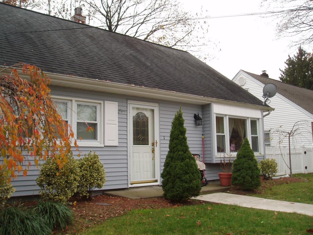 124 BERGEN AVE