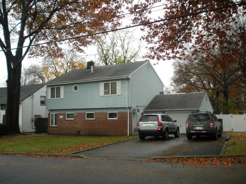 MLS #/Web ID: 2728136